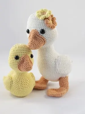 Haakpakket Elaine en haar baby eendje